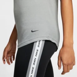 NIKE Women's Victory Dri-FIT Training Tank Top -Chic Clothing Store 2068178 004 alt5