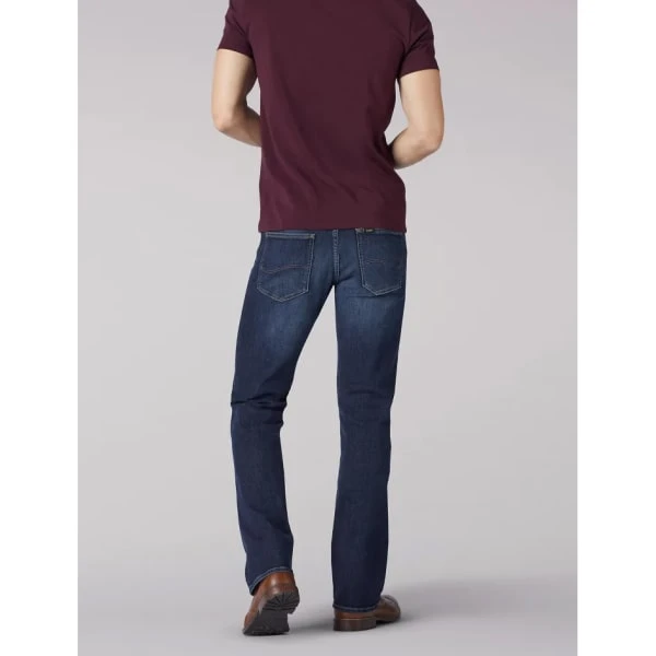 LEE Men's Extreme Motion Straight Fit Tapered Jeans 2 LEE Men's Extreme Motion Straight Fit Tapered Jeans - Image 2