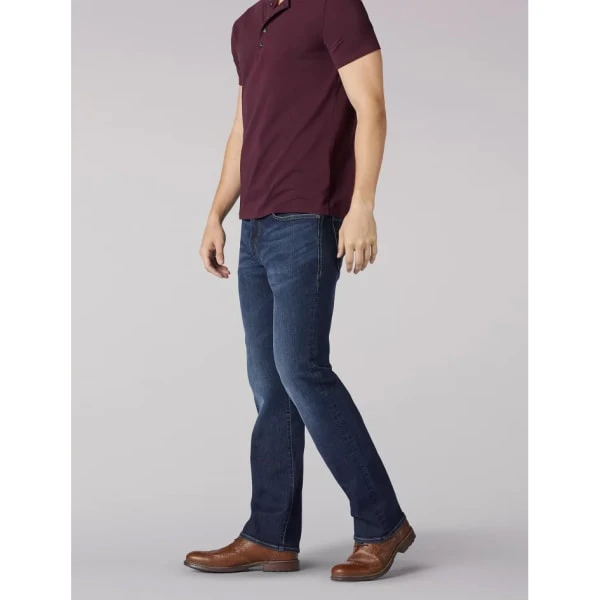 LEE Men's Extreme Motion Straight Fit Tapered Jeans 3 LEE Men's Extreme Motion Straight Fit Tapered Jeans - Image 3
