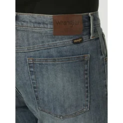 WRANGLER Men's Athletic Fit Jeans 9 WRANGLER Men's Athletic Fit Jeans -Chic Clothing Store 2076457 401 alt4