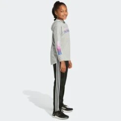 ADIDAS Girls' Long Sleeve Hooded Graphic Tee 11 ADIDAS Girls' Long Sleeve Hooded Graphic Tee -Chic Clothing Store 2076890 004 alt5